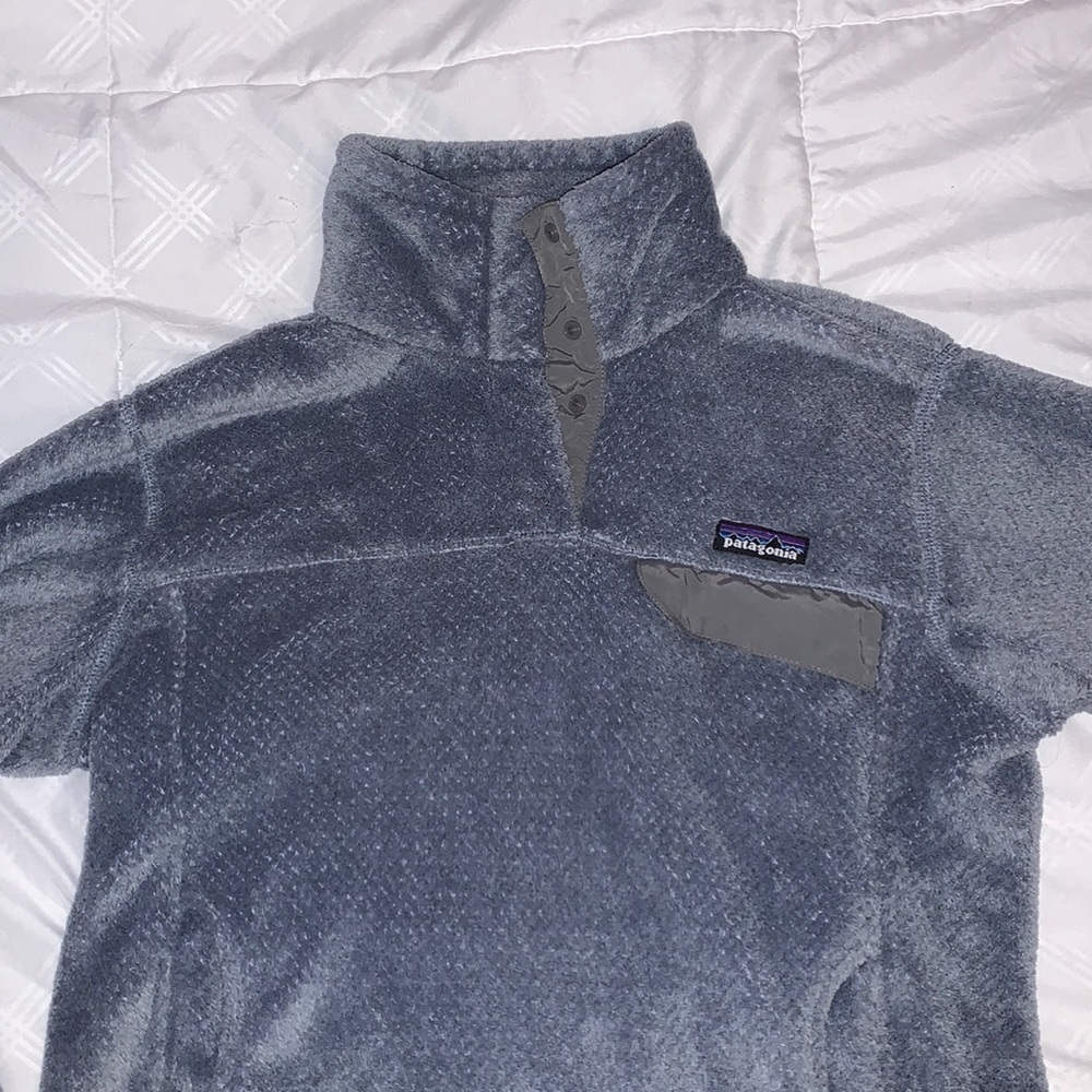 Women’s Medium Quarter Button Up